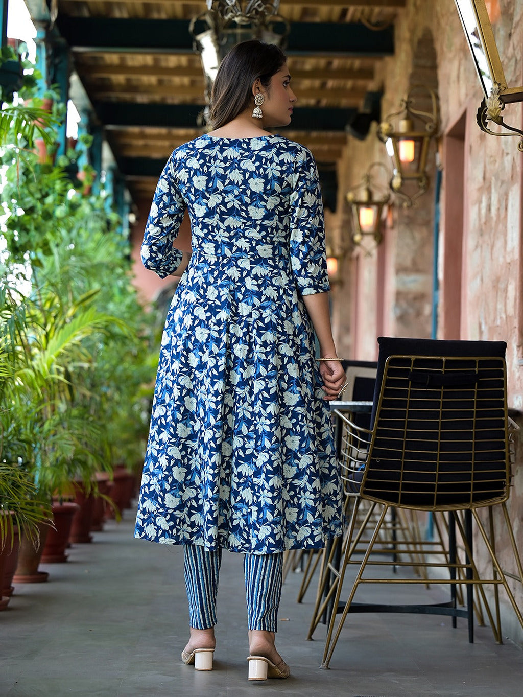 Yufta Blue Floral Dori_Embroidery Kurta Trouser With Dupatta Set | Grocsy