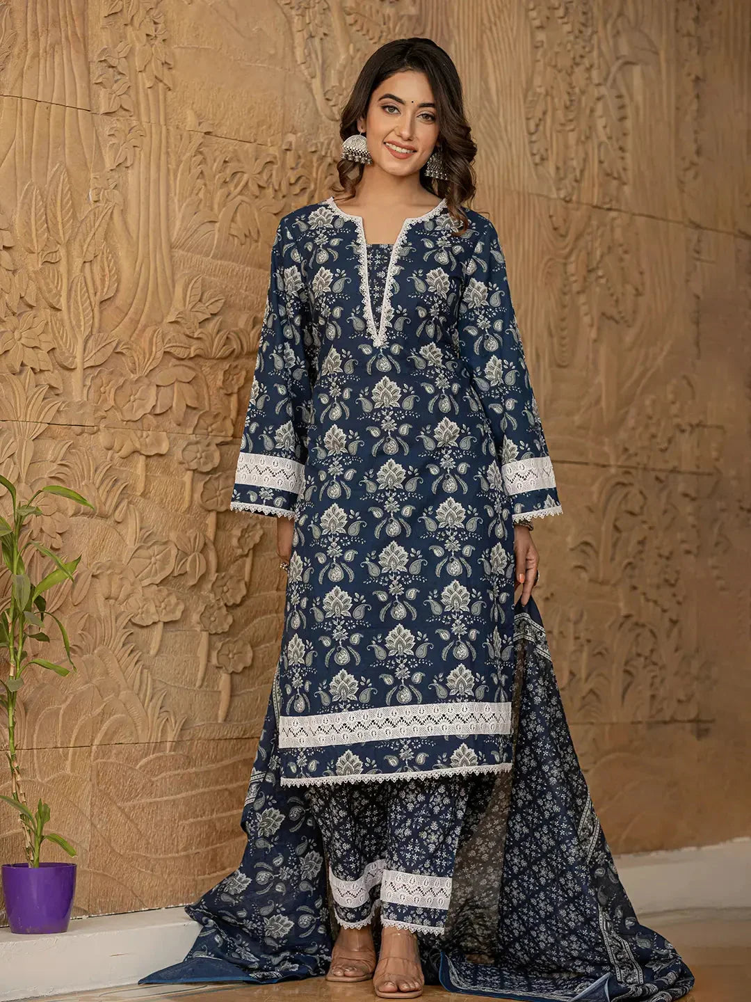 Yufta Blue Floral Print Pakistani Style Kurta Trouser And Dupatta Set | Grocsy