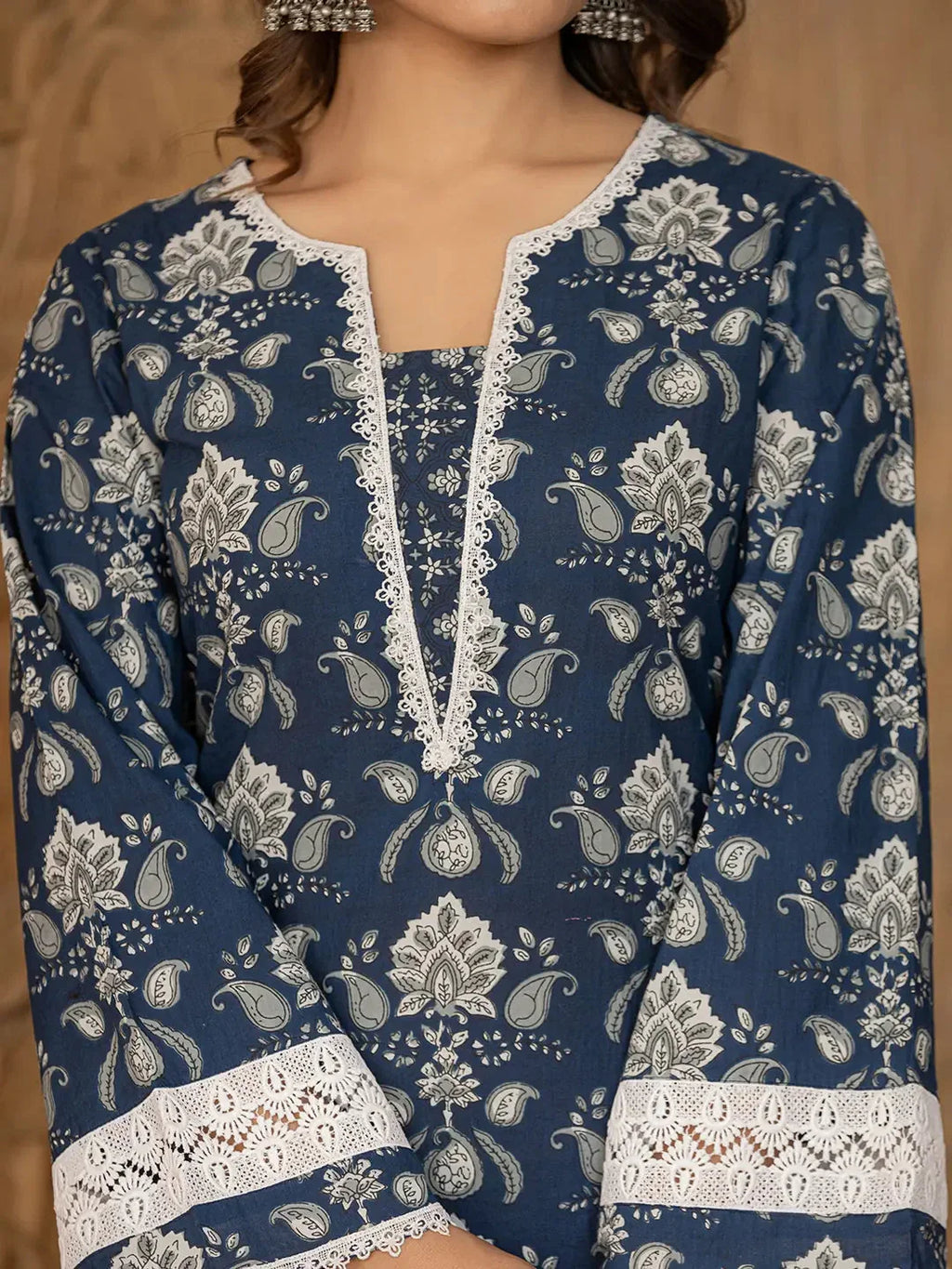 Yufta Blue Floral Print Pakistani Style Kurta Trouser And Dupatta Set | Grocsy