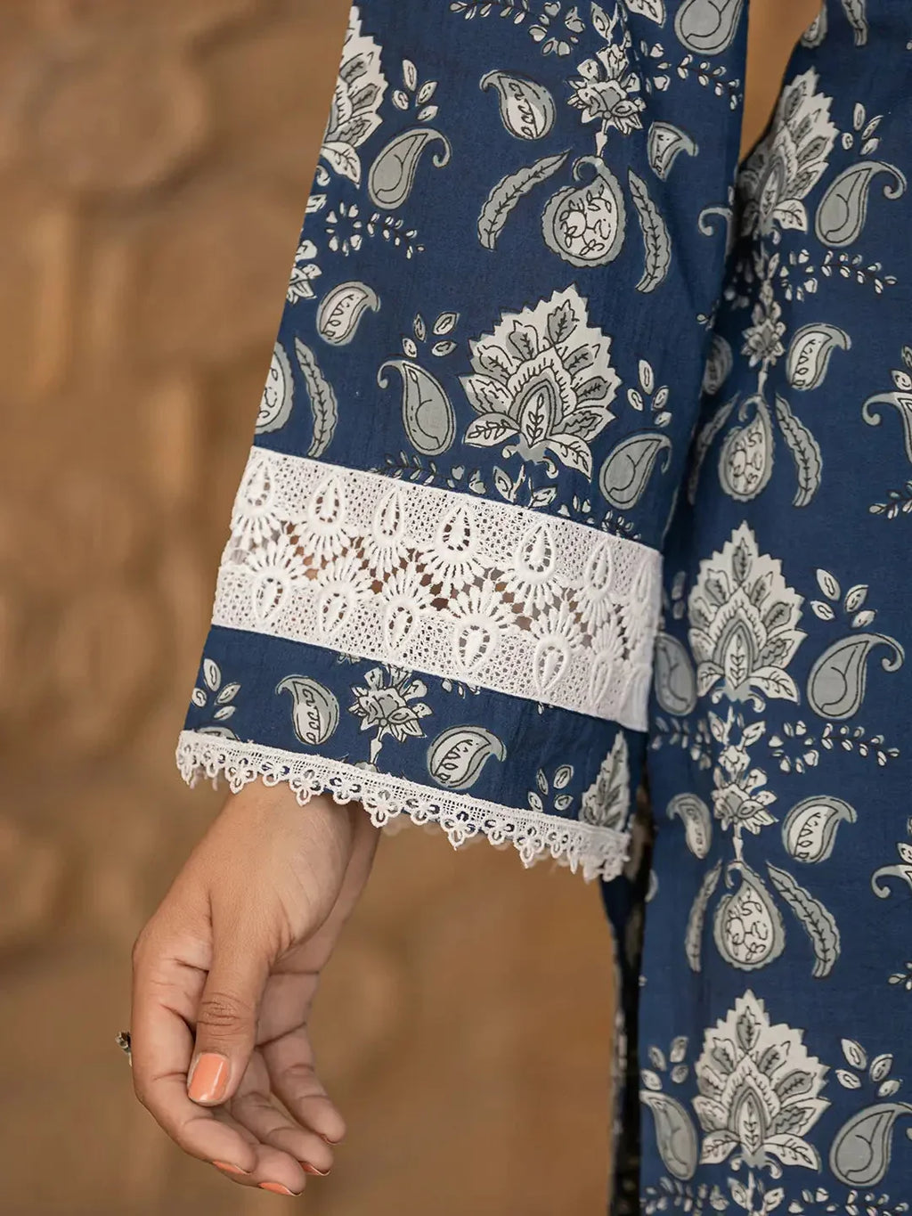 Yufta Blue Floral Print Pakistani Style Kurta Trouser And Dupatta Set | Grocsy