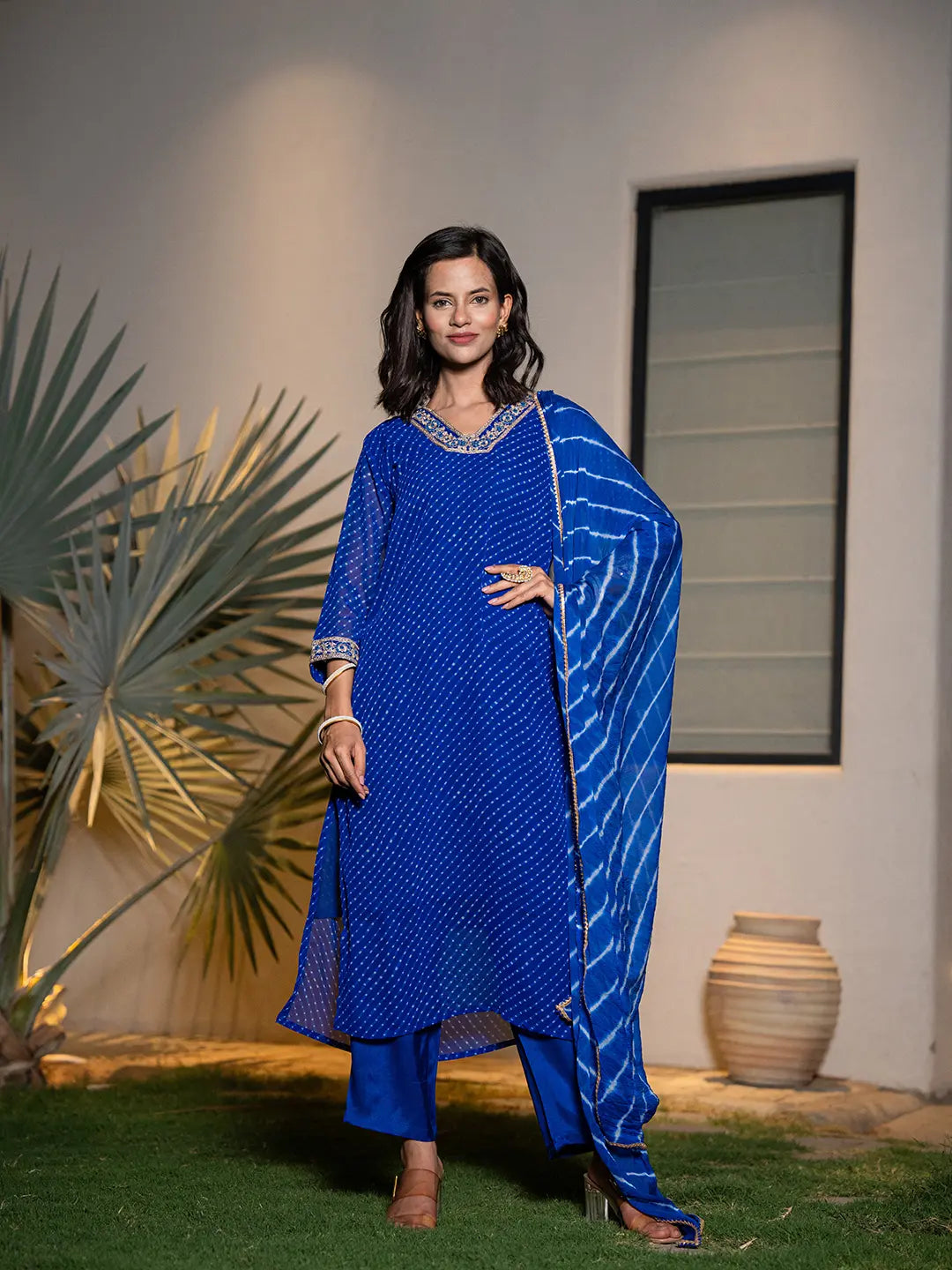 Yufta Blue Georgette Lehriya Kurta Dupatta Set | Grocsy