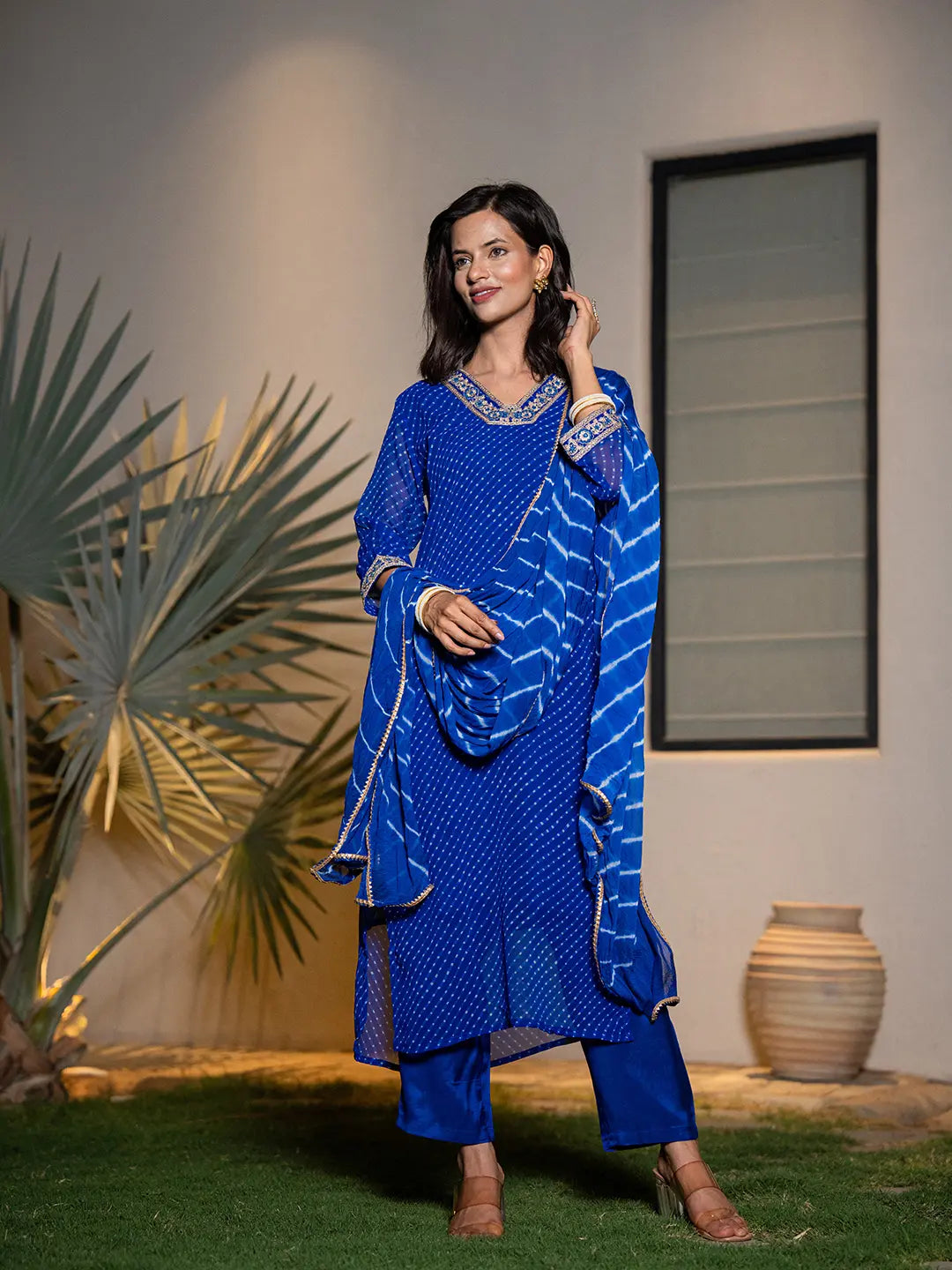 Yufta Blue Georgette Lehriya Kurta Dupatta Set | Grocsy