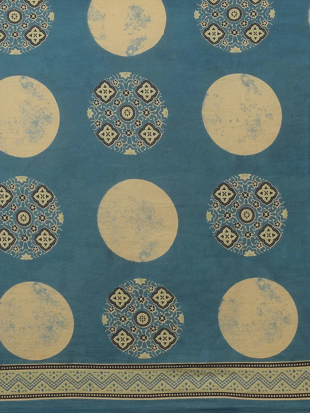 Yufta Blue Printed Saree | Grocsy