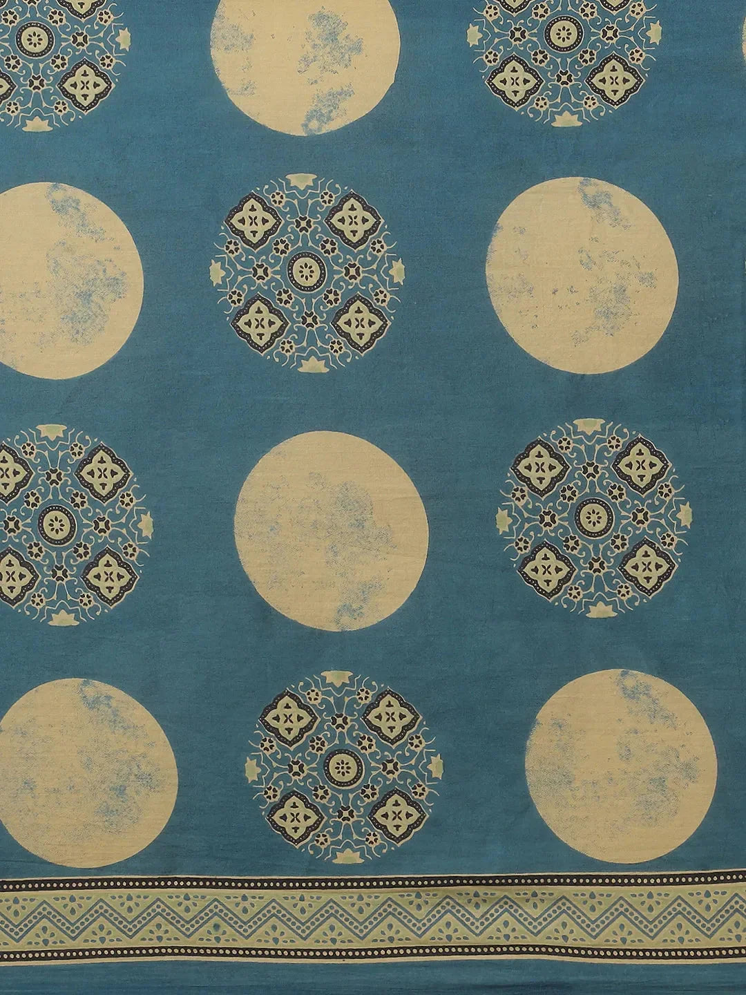 Yufta Blue Printed Saree | Grocsy