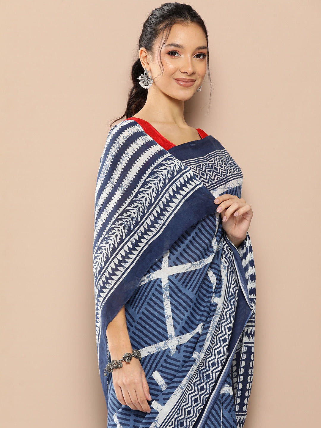Yufta Blue Striped Mulmul Cotton Sarees With Unstitched Blouse | Grocsy