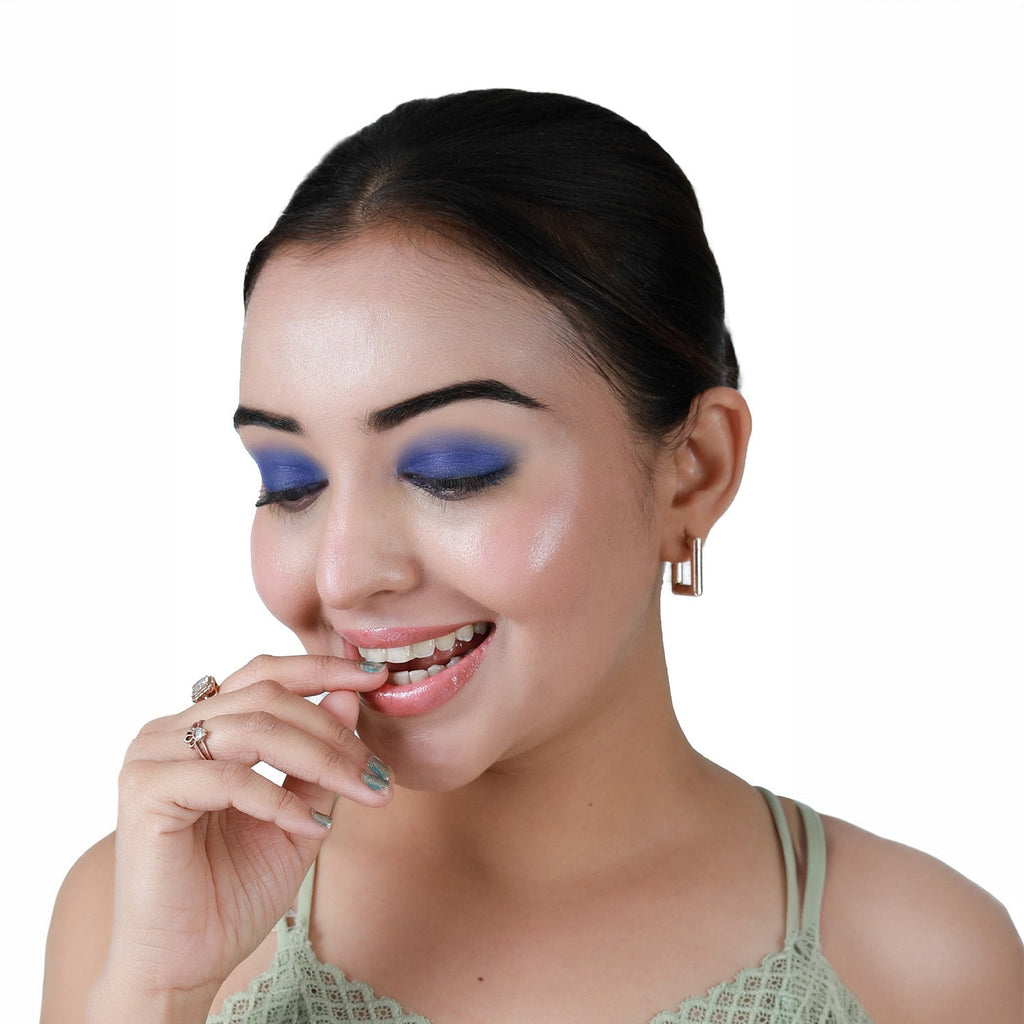 Aflairza Velvet Liquid Eyeshadow for Nourishing, Lightweight & Smudge-Free Wear | Grocsy