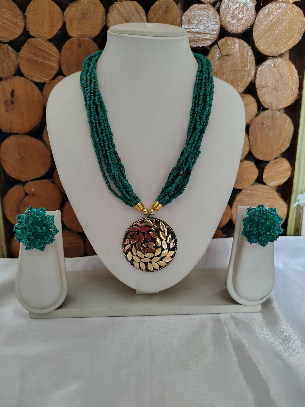 Inhanns All-Day Statement Beaded Necklace Set - Sea Green | Grocsy