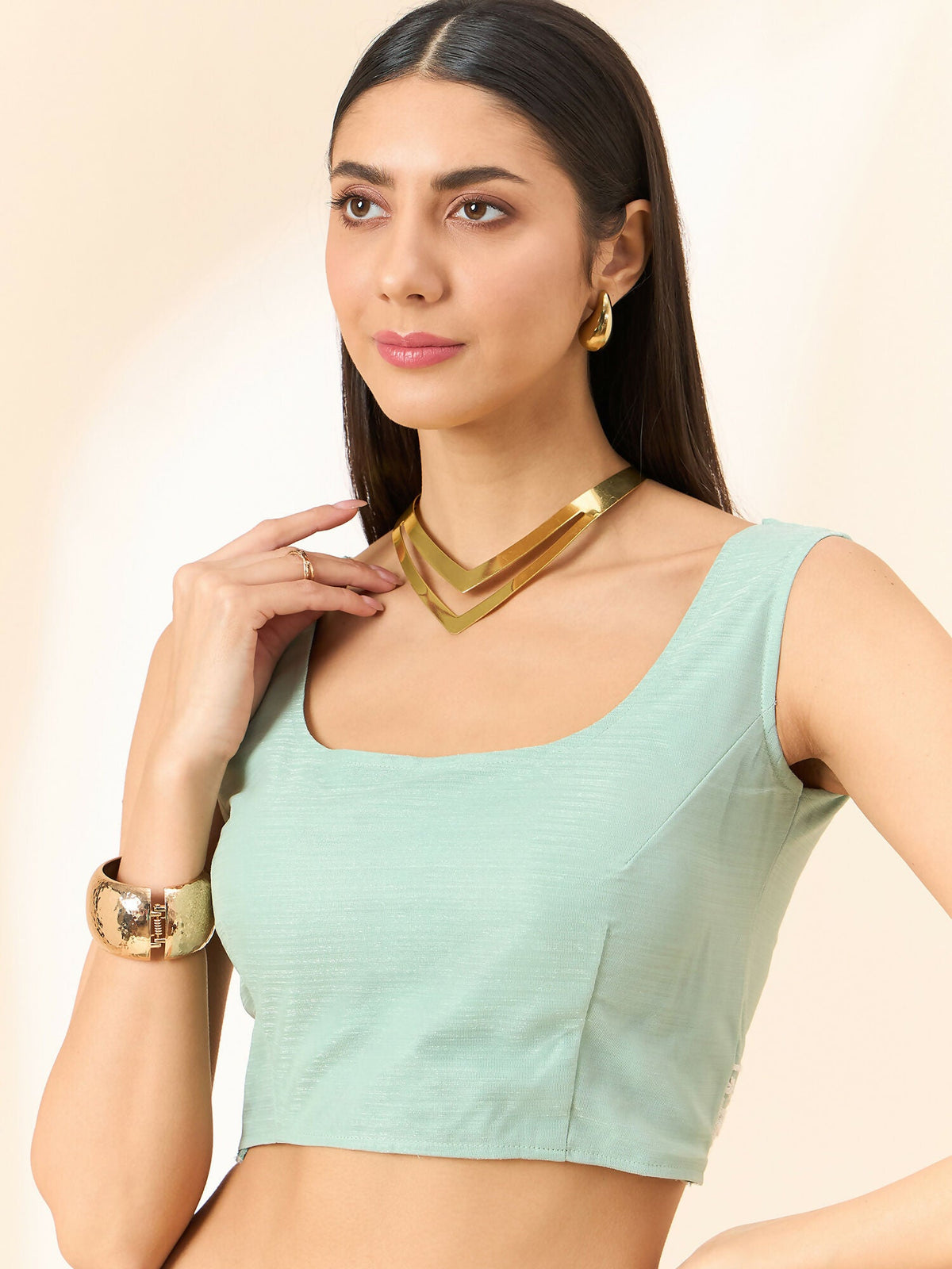 Green Organza Floral Embroidered Saree with Unstitched Blouse Piece - Roozal | Grocsy