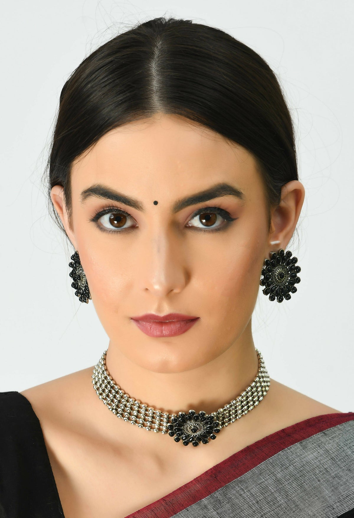Mominos Fashion Johar Kamal Oxidised Silver-Plated Brass Finish Kundan Choker For Women (Black) | Grocsy