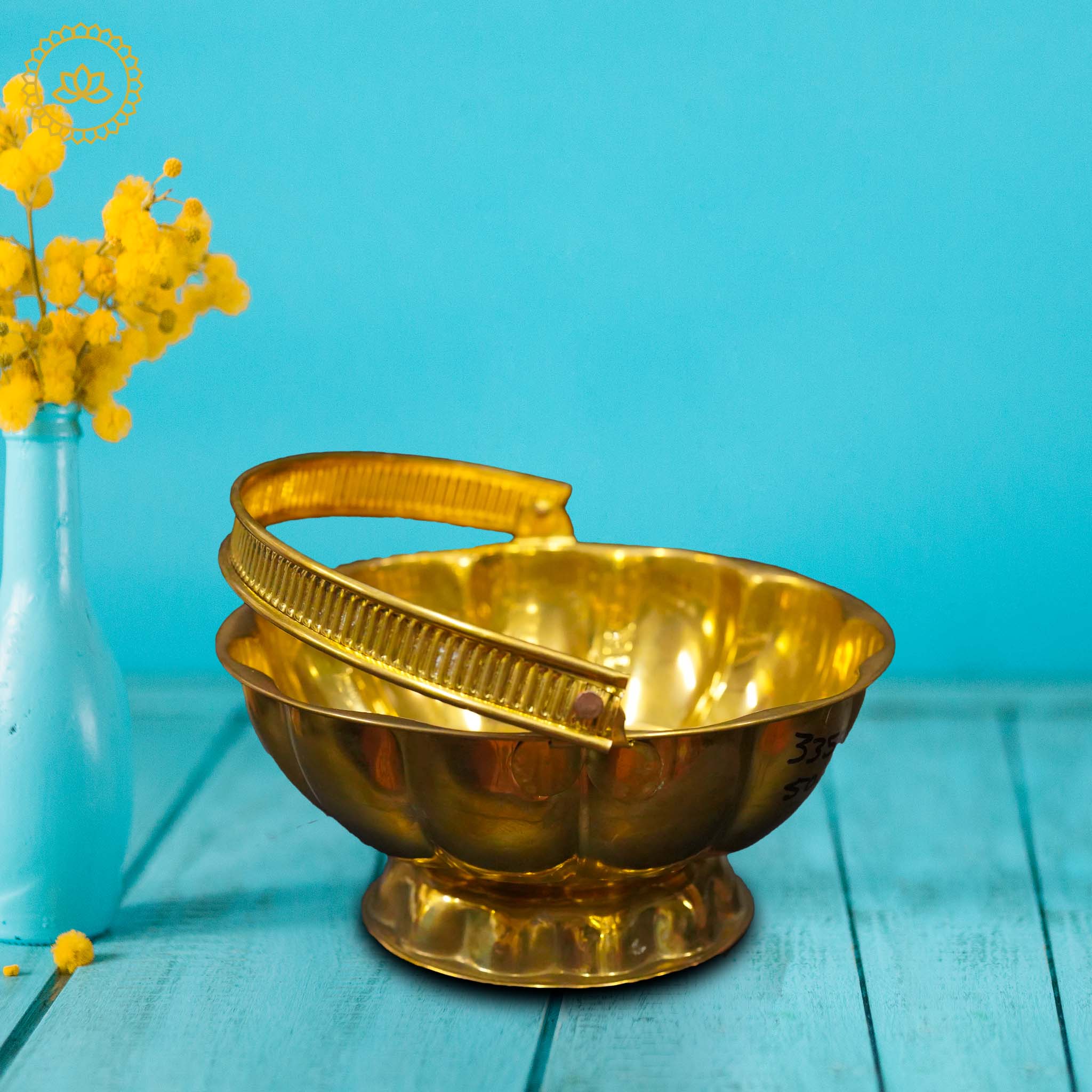 Brass Flower Basket: Elegant Floral Arrangement for Your Home | Grocsy