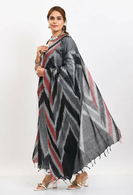 Mominos Fashion Moeza Women's Handloom Cotton Ikkat Maroon/Black Dupatta | Grocsy
