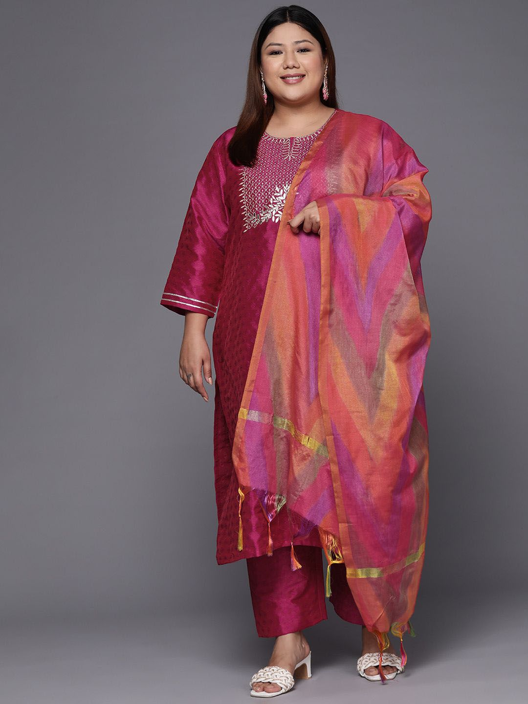 Sztori Plus Size Floral Embroidered Straight Kurta & Trousers With Dupatta | Grocsy