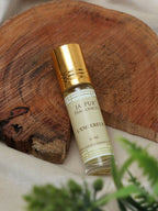 Jaipur Fragrances L'Empereur Long Lasting Attar | Grocsy