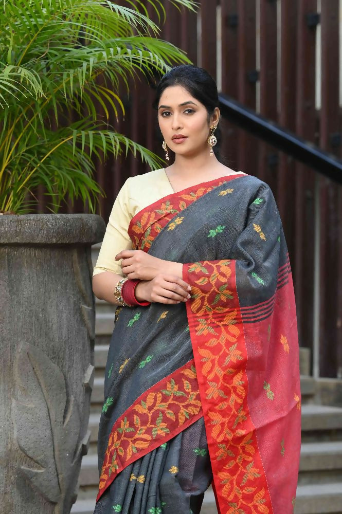 Beatitude Grey Slub Cotton Floral Jamdani Saree | Grocsy