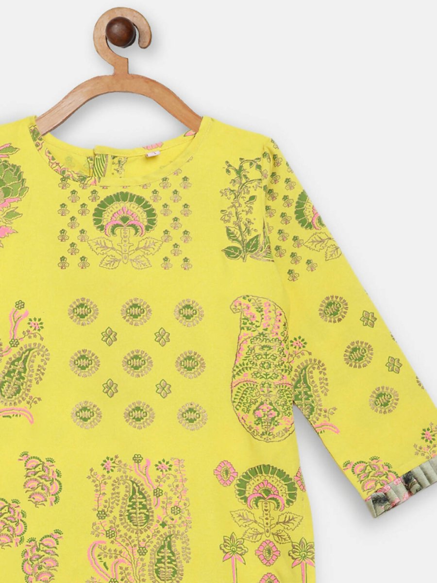Ahalyaa Yellow Viscose Rayon Straight Kids Kurta Pants With Dupatta For Girls | Grocsy