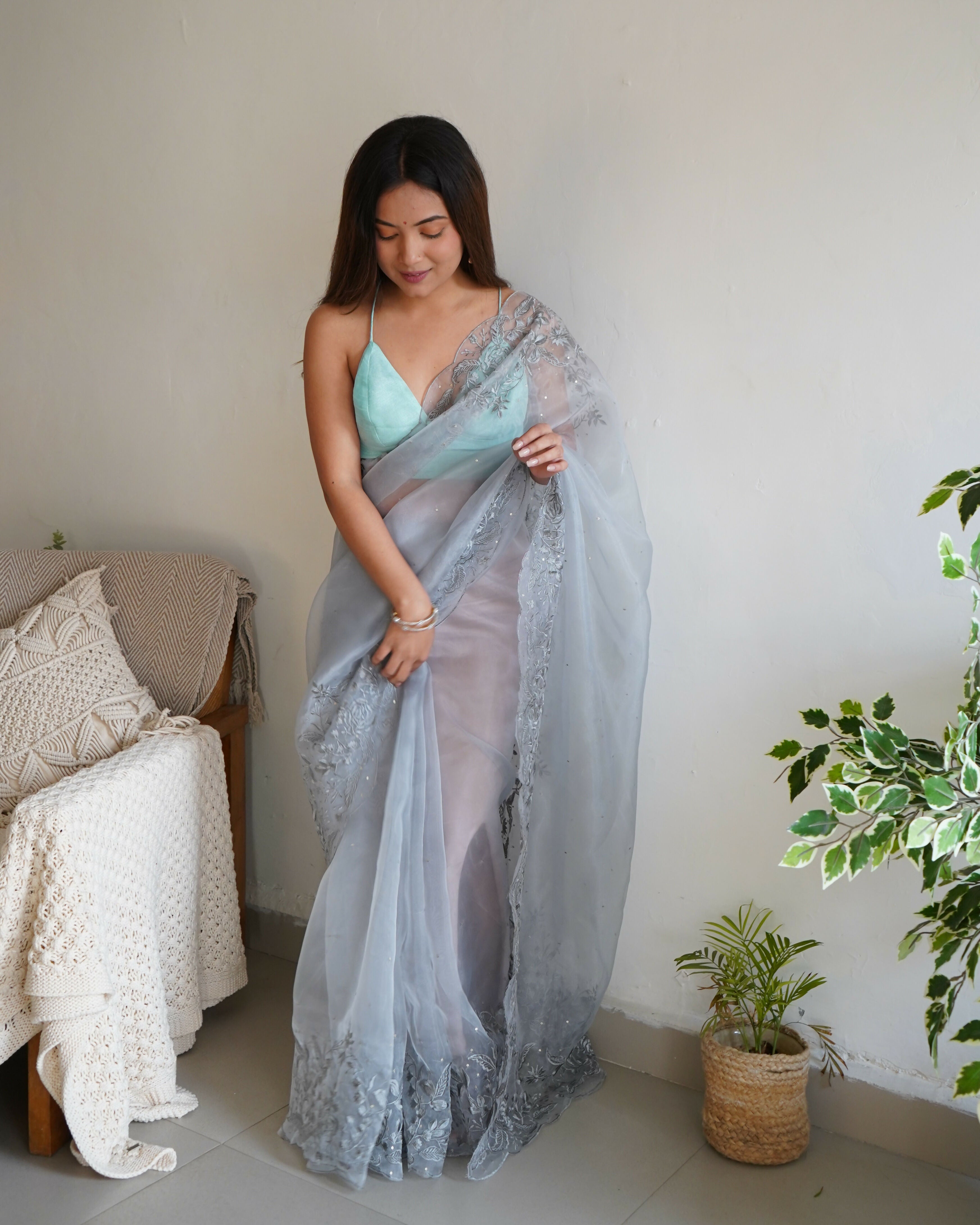 Vamsee Anushka Grey Organza Saree | Grocsy