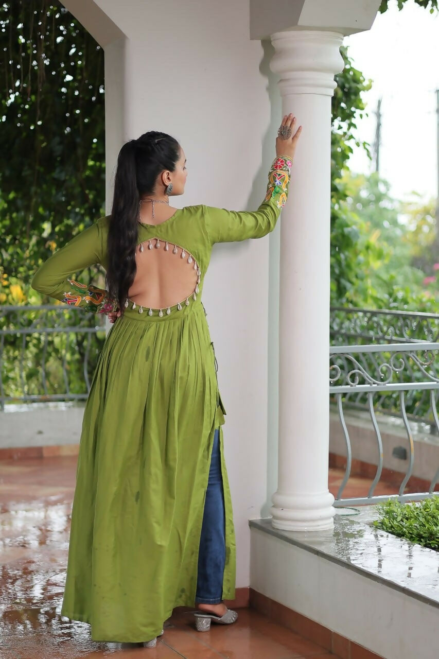 Vastranavya Parrot Green Navratri Special Kutchi Patch Work with Leheriya Printed Kurti | Grocsy