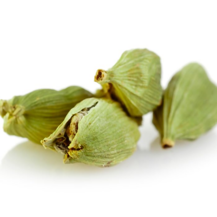 Village-Organica Green Cardamom (Elaichi) Whole – Handpicked | Grocsy