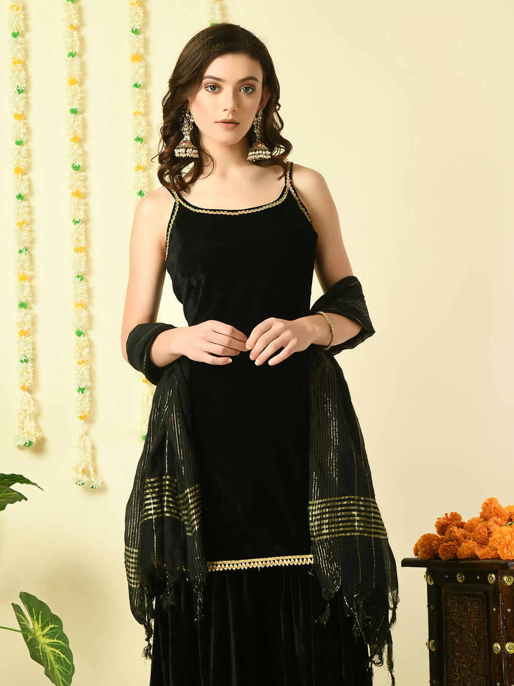 Myshka Women's Black Velvet Kurti & Sharara With Dupatta Party Sets | Grocsy