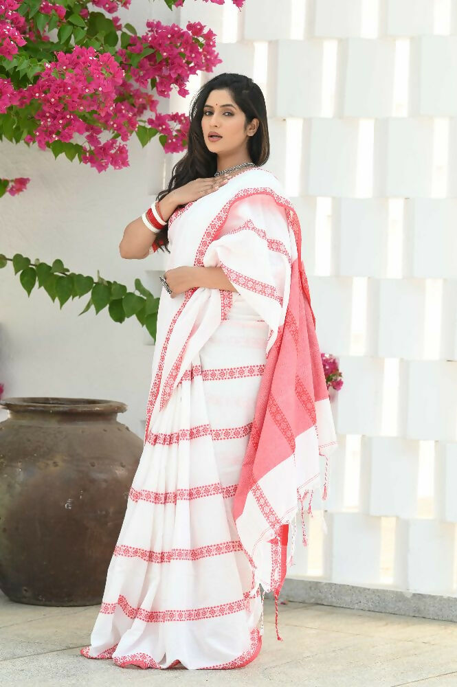 Beatitude White Cotton Handloom Saree | Grocsy