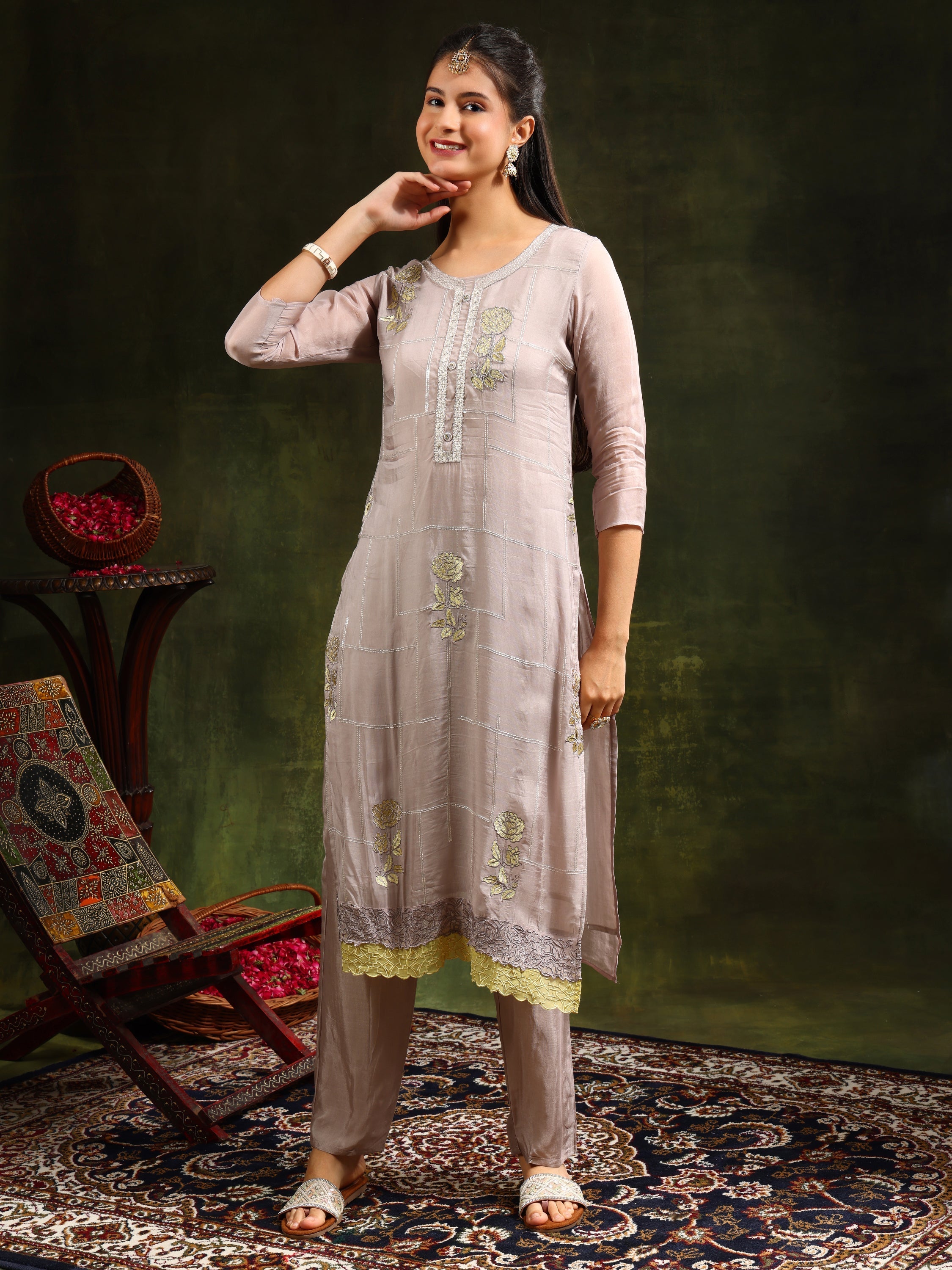 Hand Embroidered Kurta With Pant & Organza Sequined Embroidered Dupatta, Grey - Hiral Fashion | Grocsy