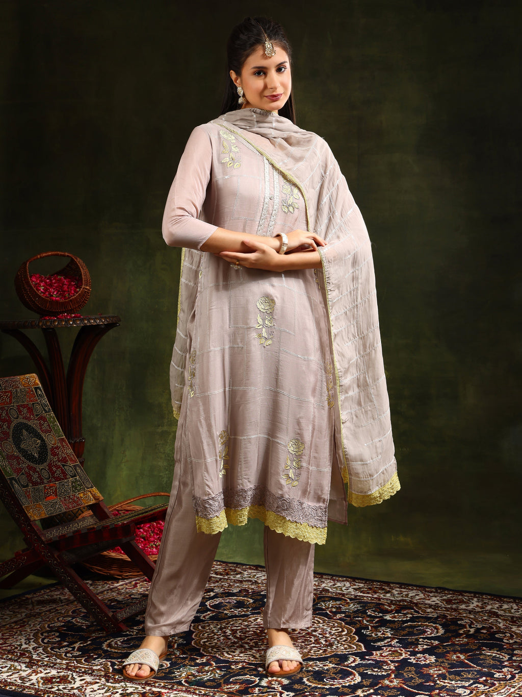Hand Embroidered Kurta With Pant & Organza Sequined Embroidered Dupatta, Grey - Hiral Fashion | Grocsy