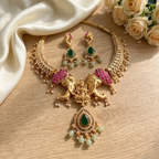 Jewel City Antique Gold Temple Jewelry Set with Kundan Elephant Motif Necklace & Earrings – Indian Bridal Wedding Choker | Grocsy