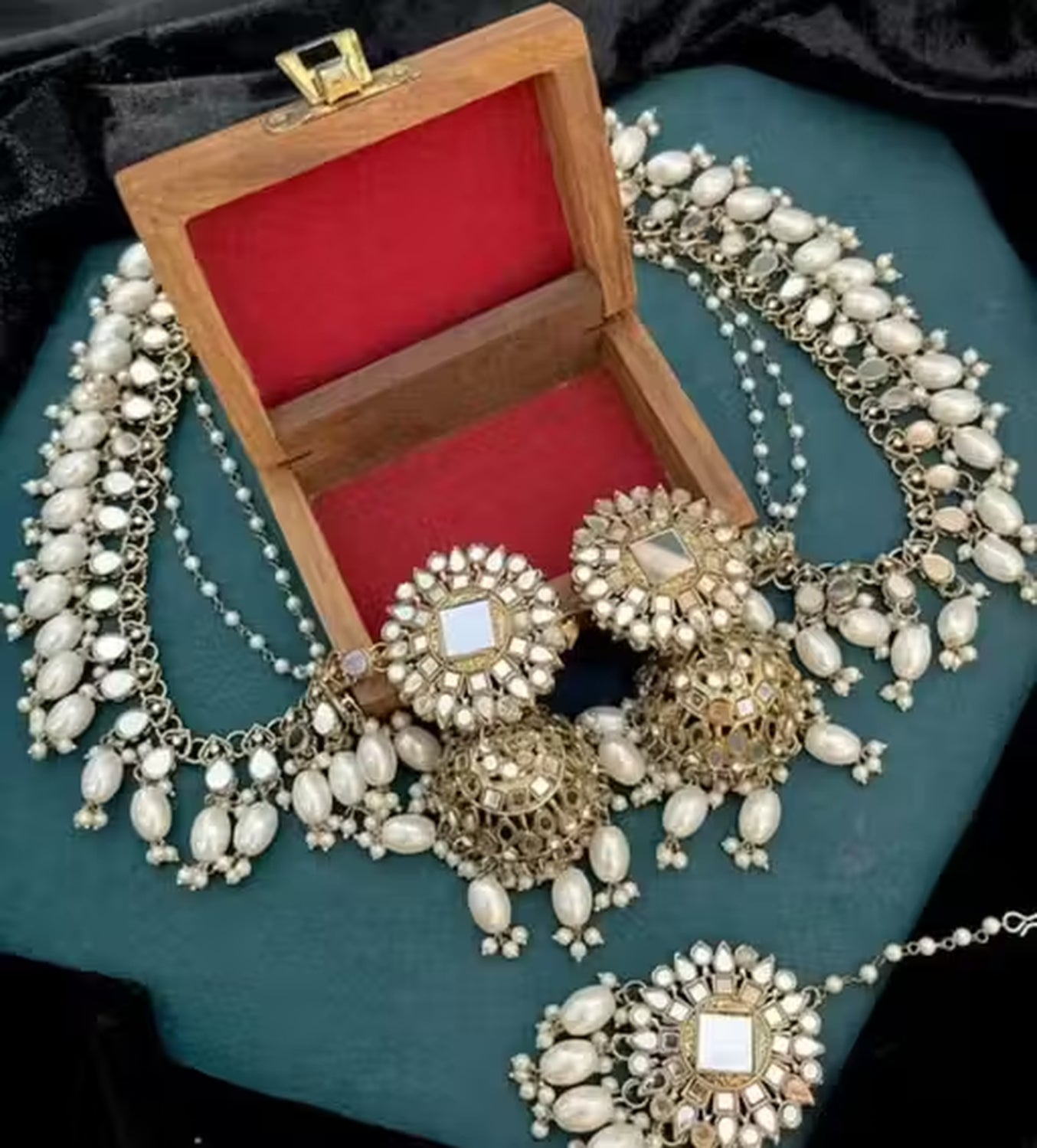 Jewel City Traditional Handcrafted Kundan Pearl Jhumka Drop Earrings And Maang Tikka Set | Grocsy