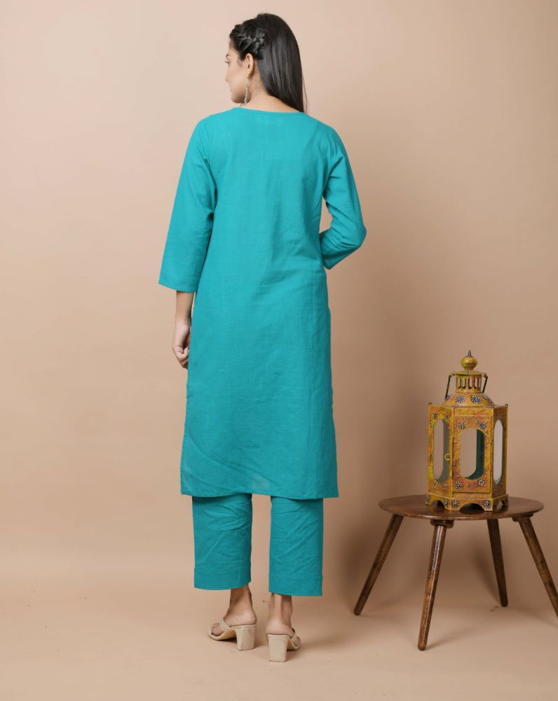 Kaajh Women's Green Solid Mirror Embellishment Kurta | Grocsy