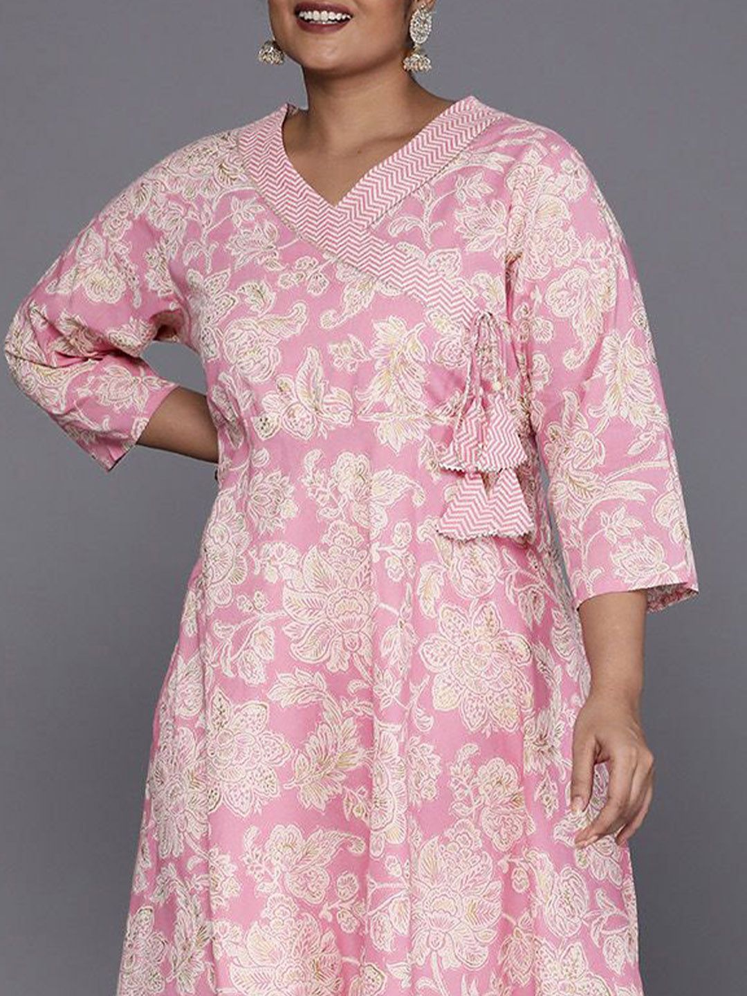 Sztori Plus Size Floral Printed Gotta Patti Pure Cotton A Line Kurta with Trousers | Grocsy