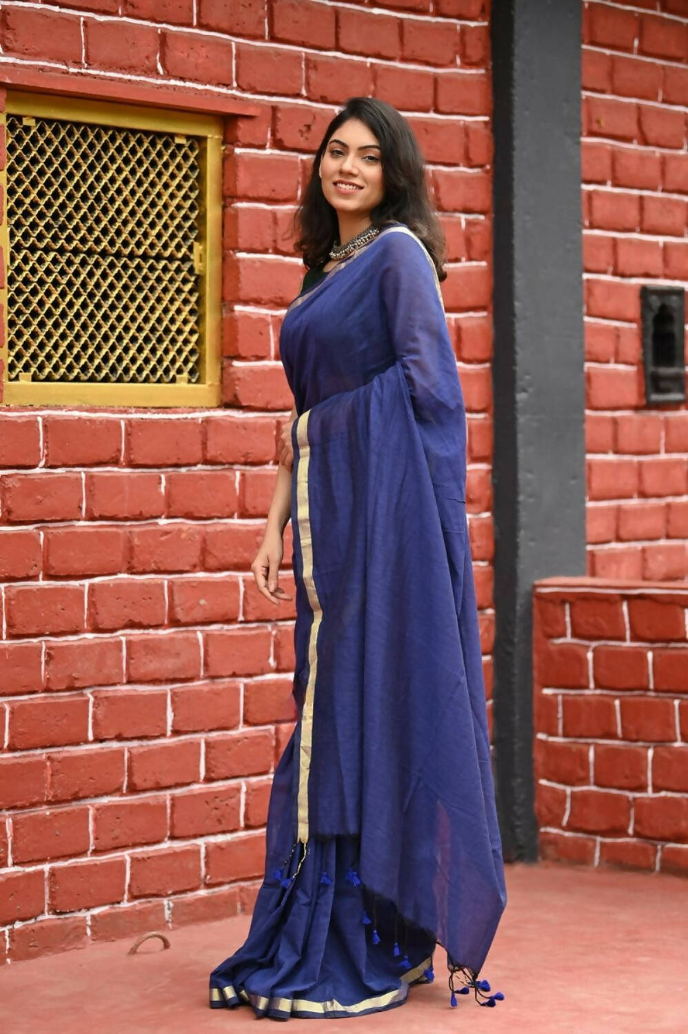 Very Much Indian Pure Cotton Handloom Saree With Intricate Borders - Violet | Grocsy