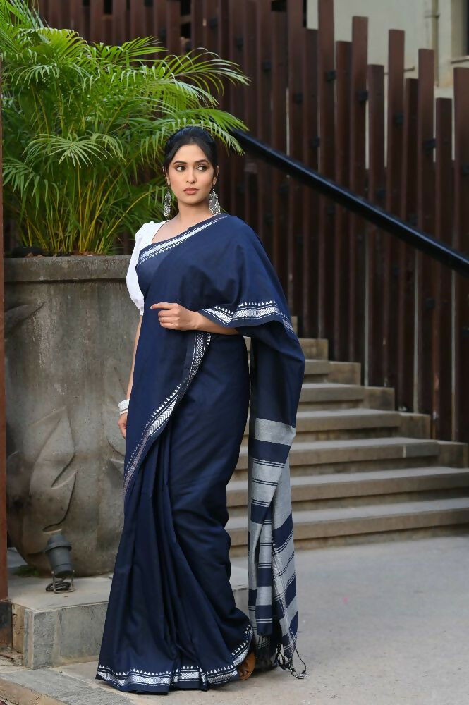 Beatitude Blue Cotton Handloom Saree | Grocsy
