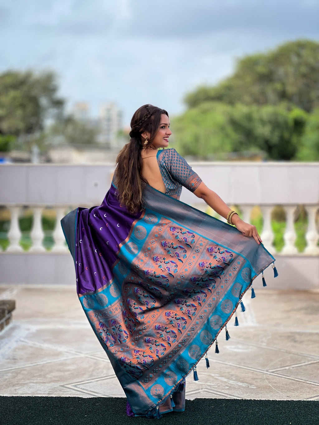 Vedant Vastram Soft Litchi Silk Paithani Jacquard Saree - Violet | Grocsy