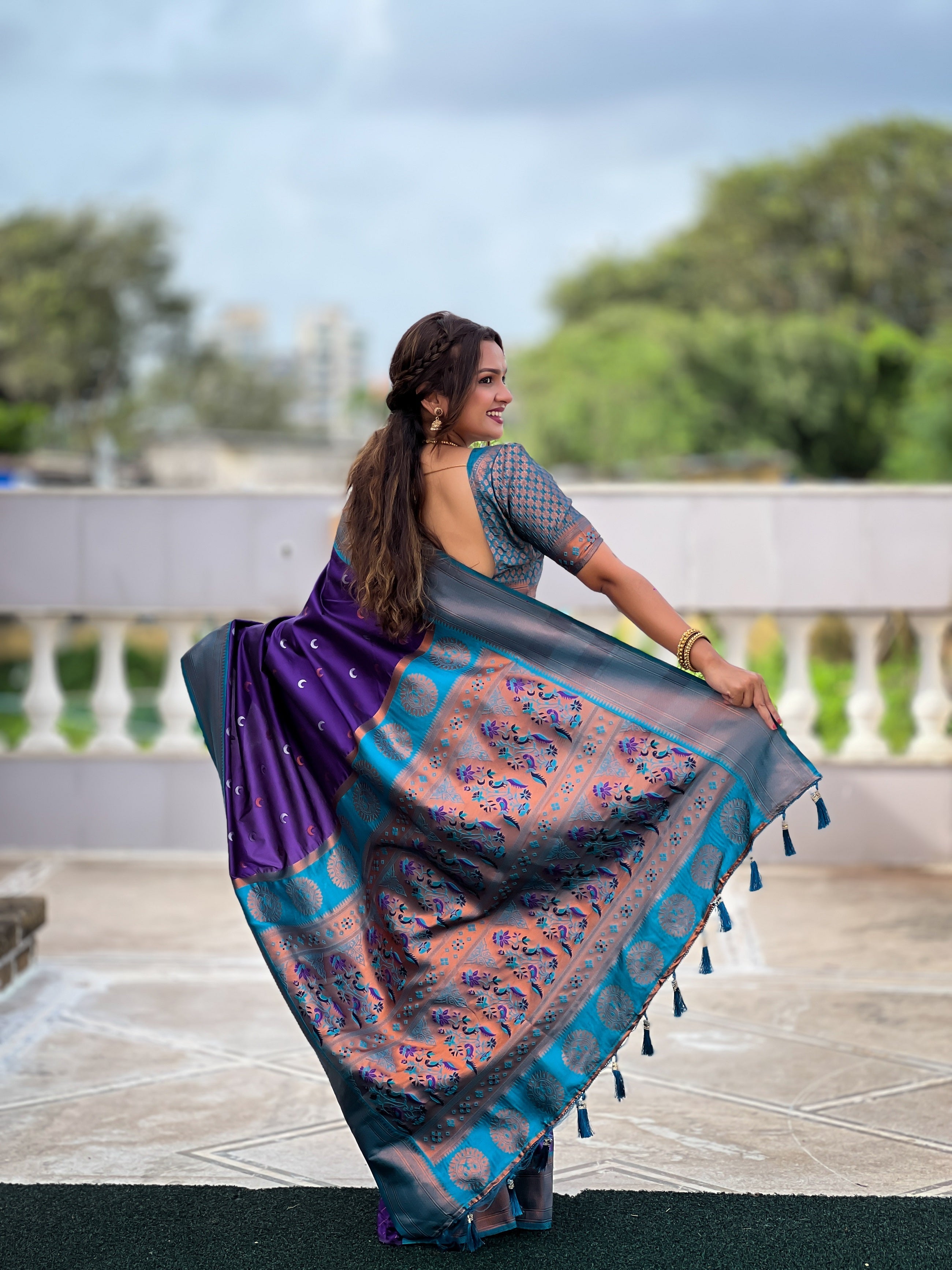Vedant Vastram Soft Litchi Silk Paithani Jacquard Saree - Violet | Grocsy