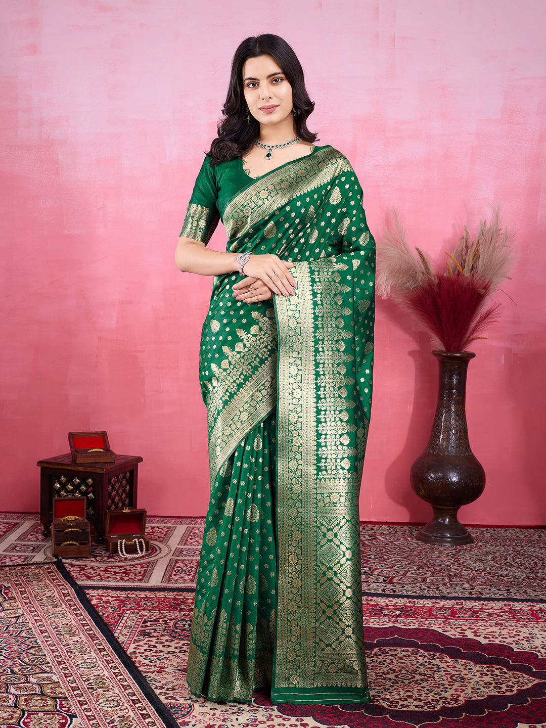 Vedant Vastram Banarasi Silk Fashion Saree - Green | Grocsy