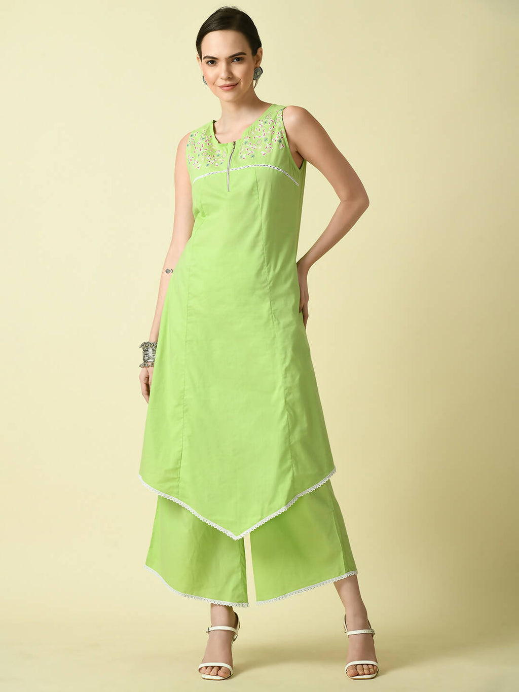 Myshka Women's Green Embroidered Kurta With Palazzo | Grocsy