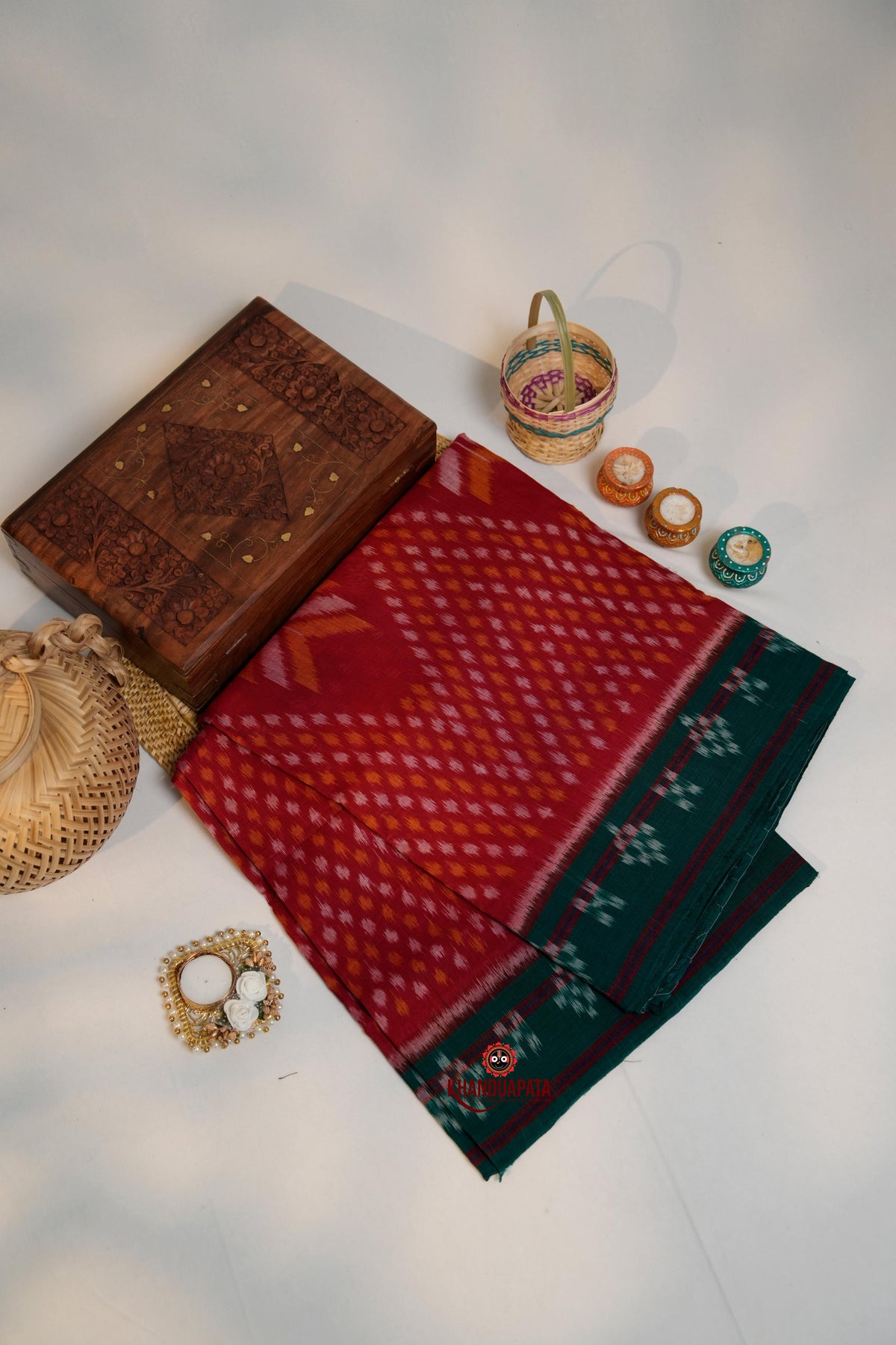 khanduapata Red & Green Design Cotton Saree For Women | Grocsy