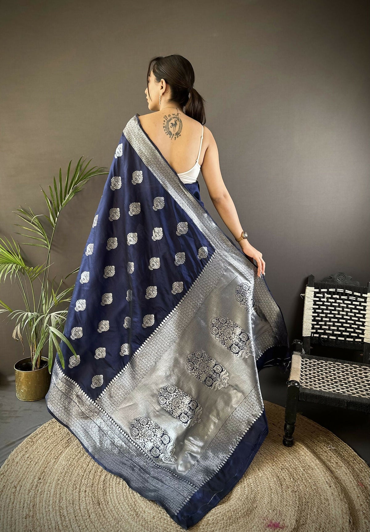 Joban Fashion Navy Blue Floral Motifs Soft Silk Banarasi Saree | Grocsy