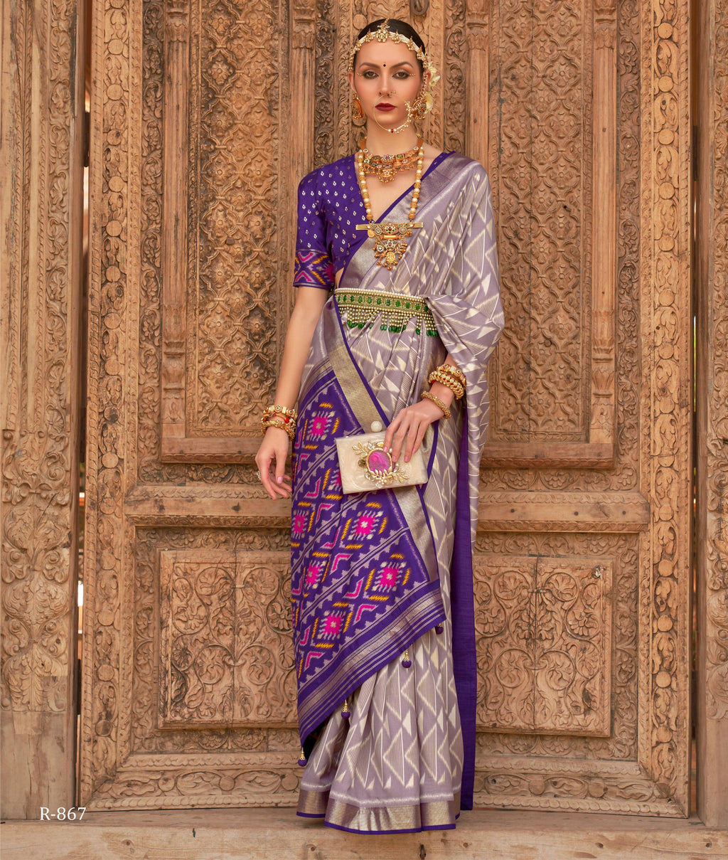 Grey Silk Geometric Printed Saree With Unstitched Blouse Piece - Aanchal | Grocsy