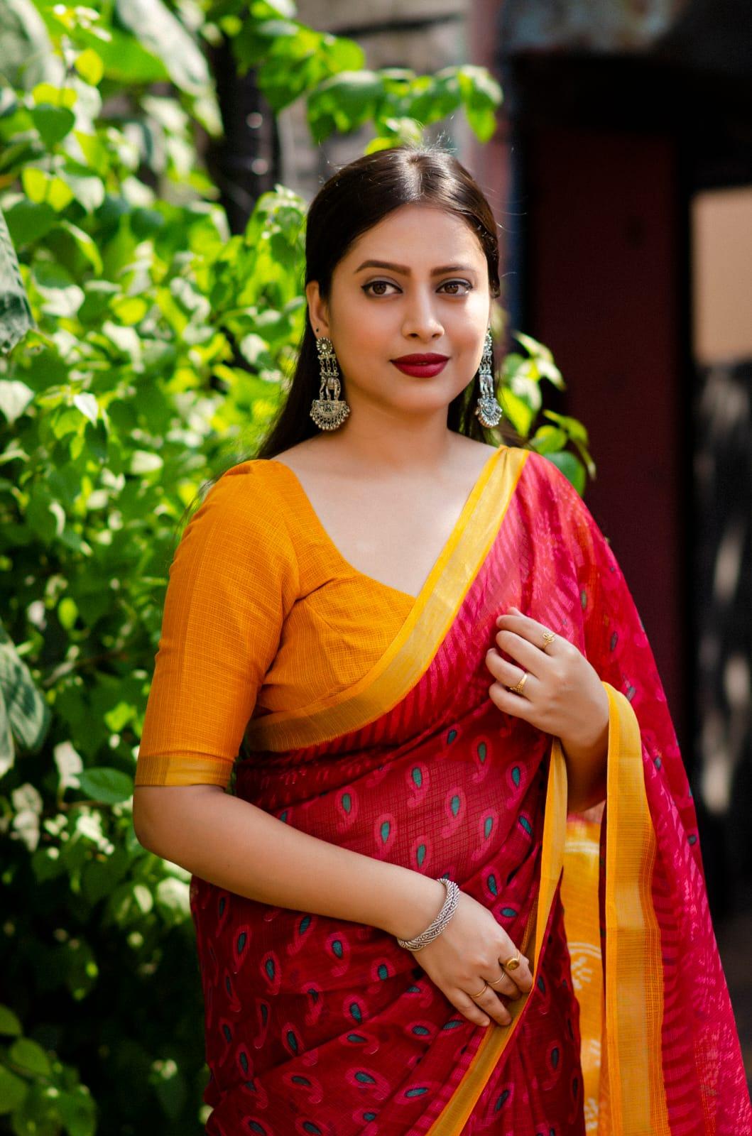 Light Red Polycotton Ethnic Motifs Saree with Unstitched Blouse - Hiral Fashion | Grocsy