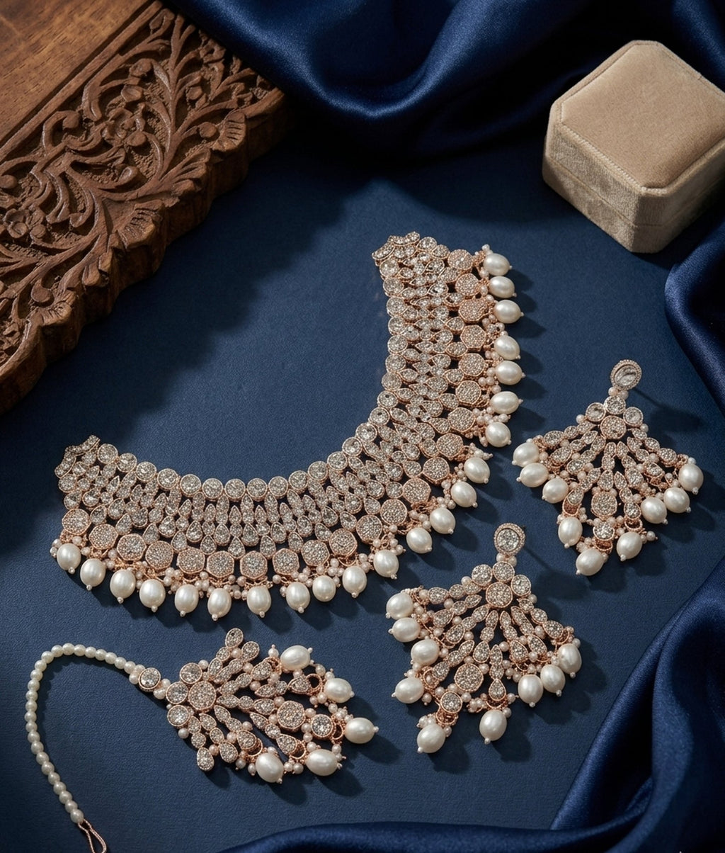Jewel City Kundan Choker Necklace Set with Earrings & Maang Tikka | Indian Bridal Wedding & Bollywood Festival Jewelry | Grocsy