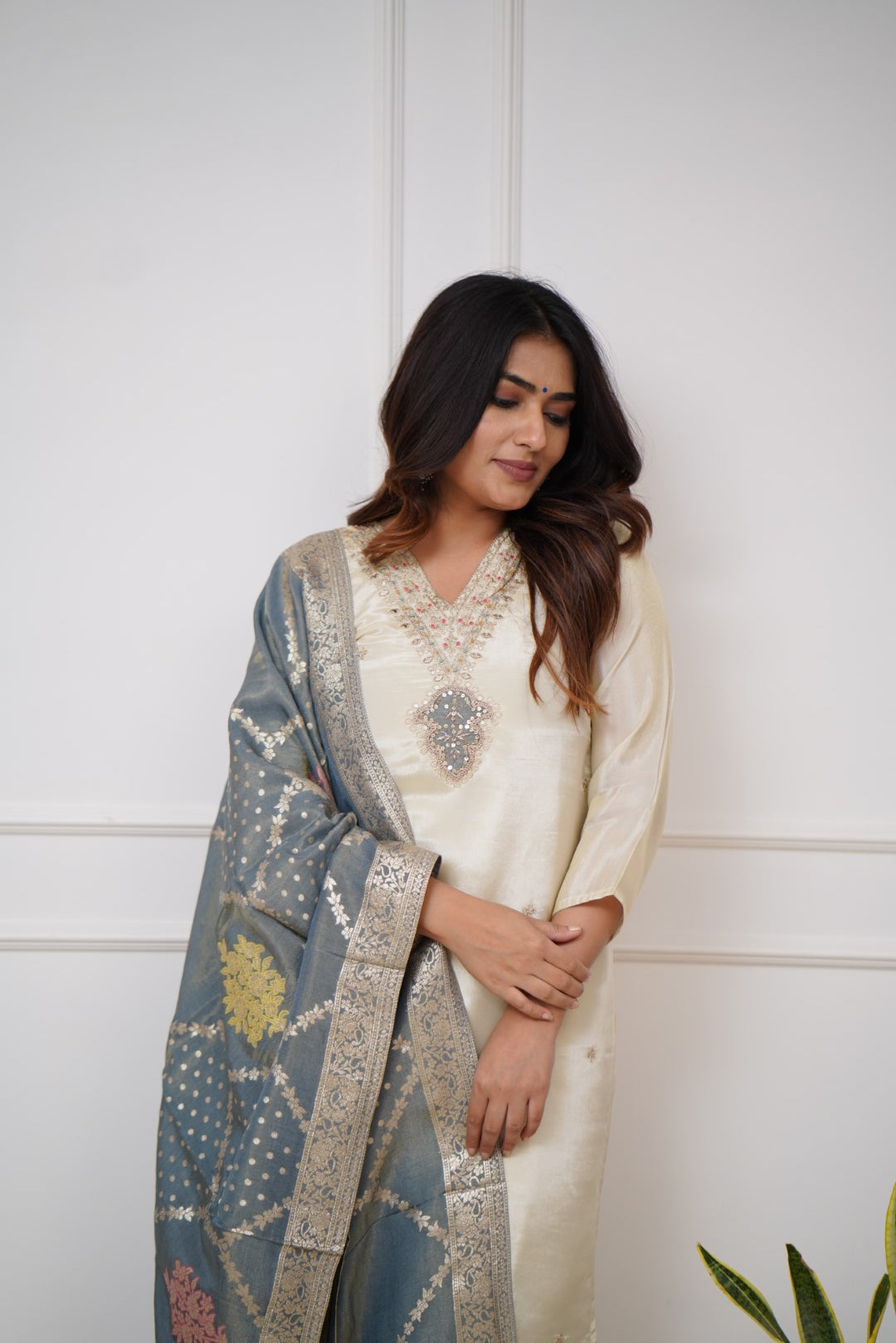Lorenvalley Offwhite Viscose Chanderi Embroidered Multi Sequence work Kurta Set | Grocsy