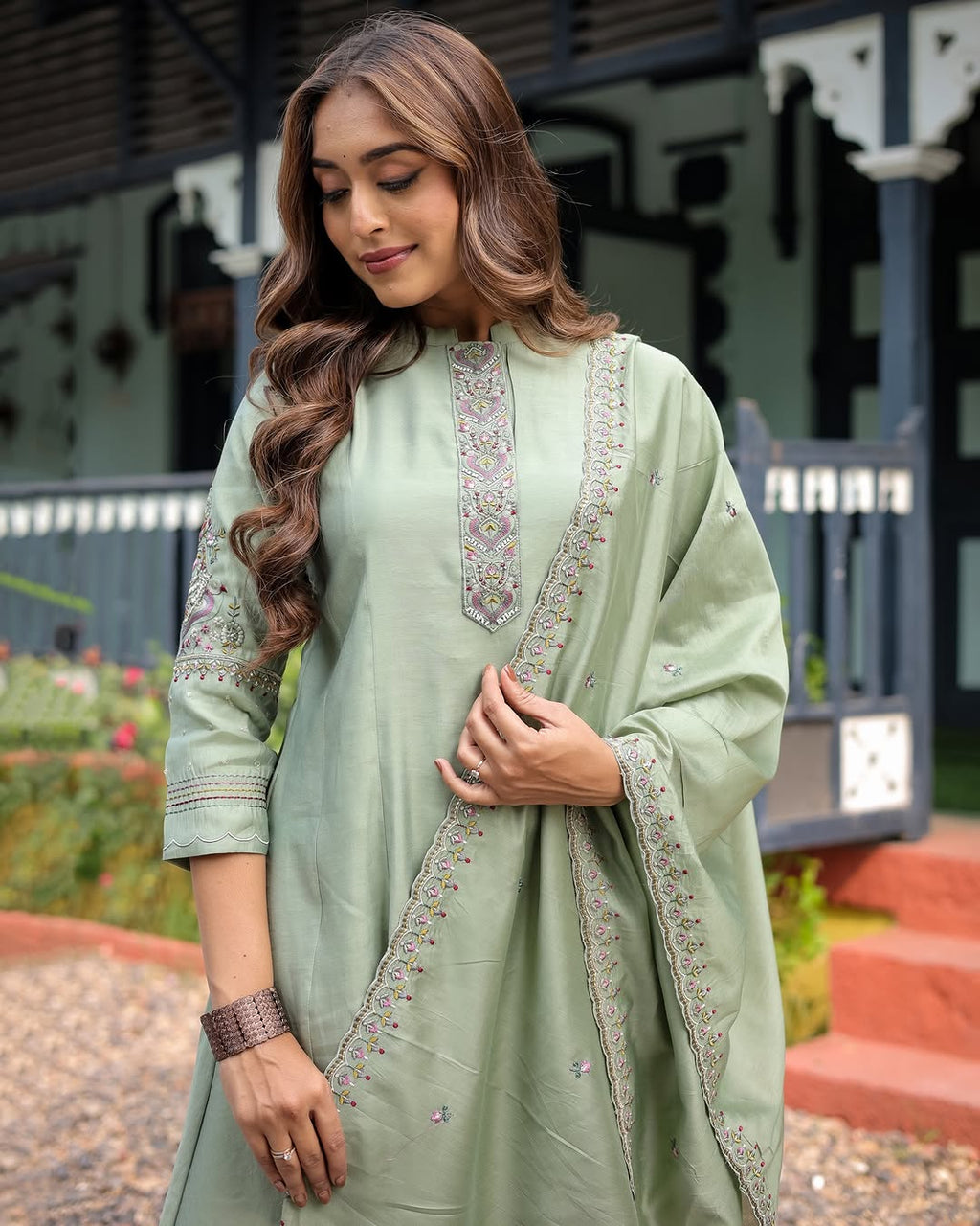 Lorenvalley Seagreen Muslin Silk Embroidered work Kurta Set | Grocsy
