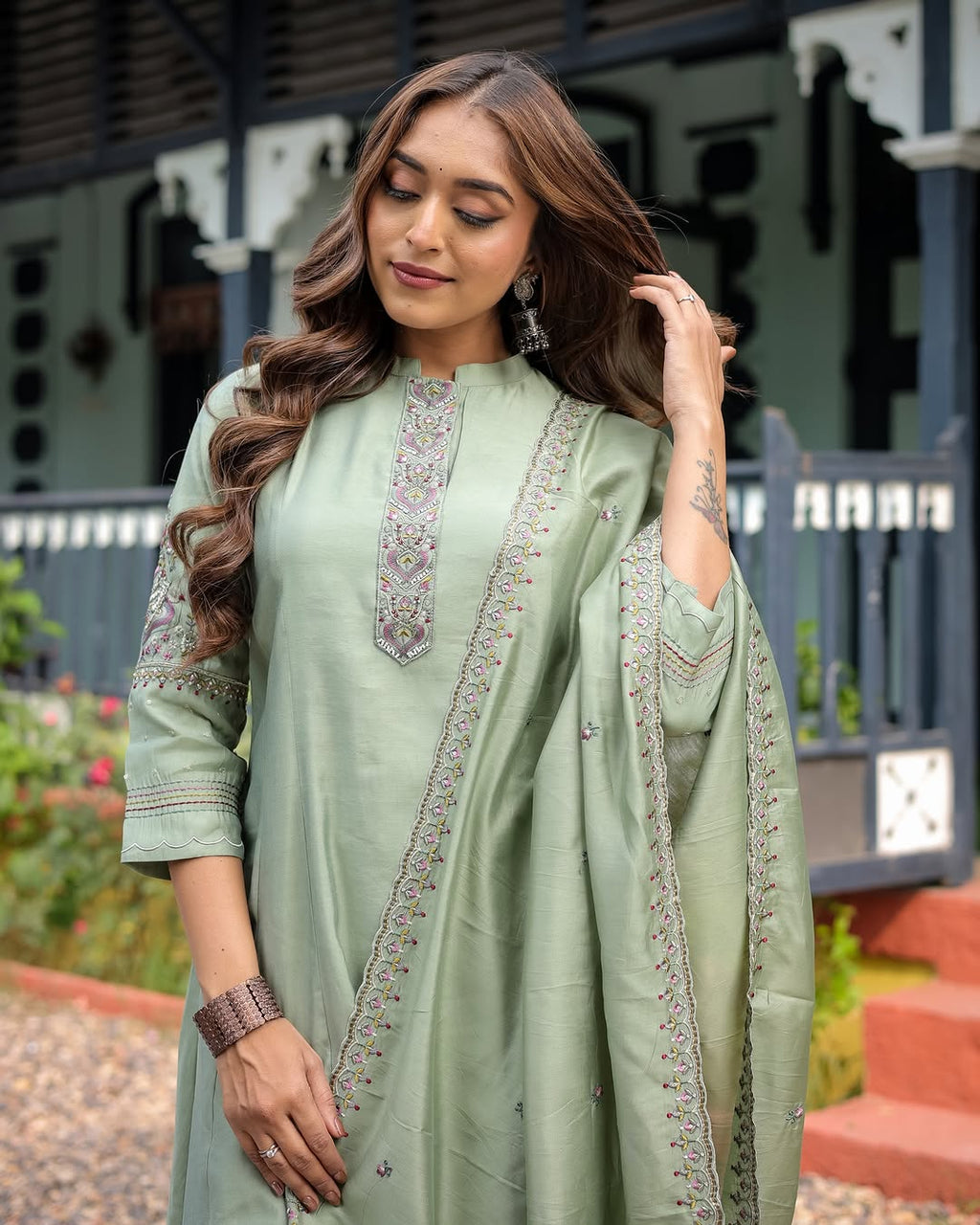 Lorenvalley Seagreen Muslin Silk Embroidered work Kurta Set | Grocsy