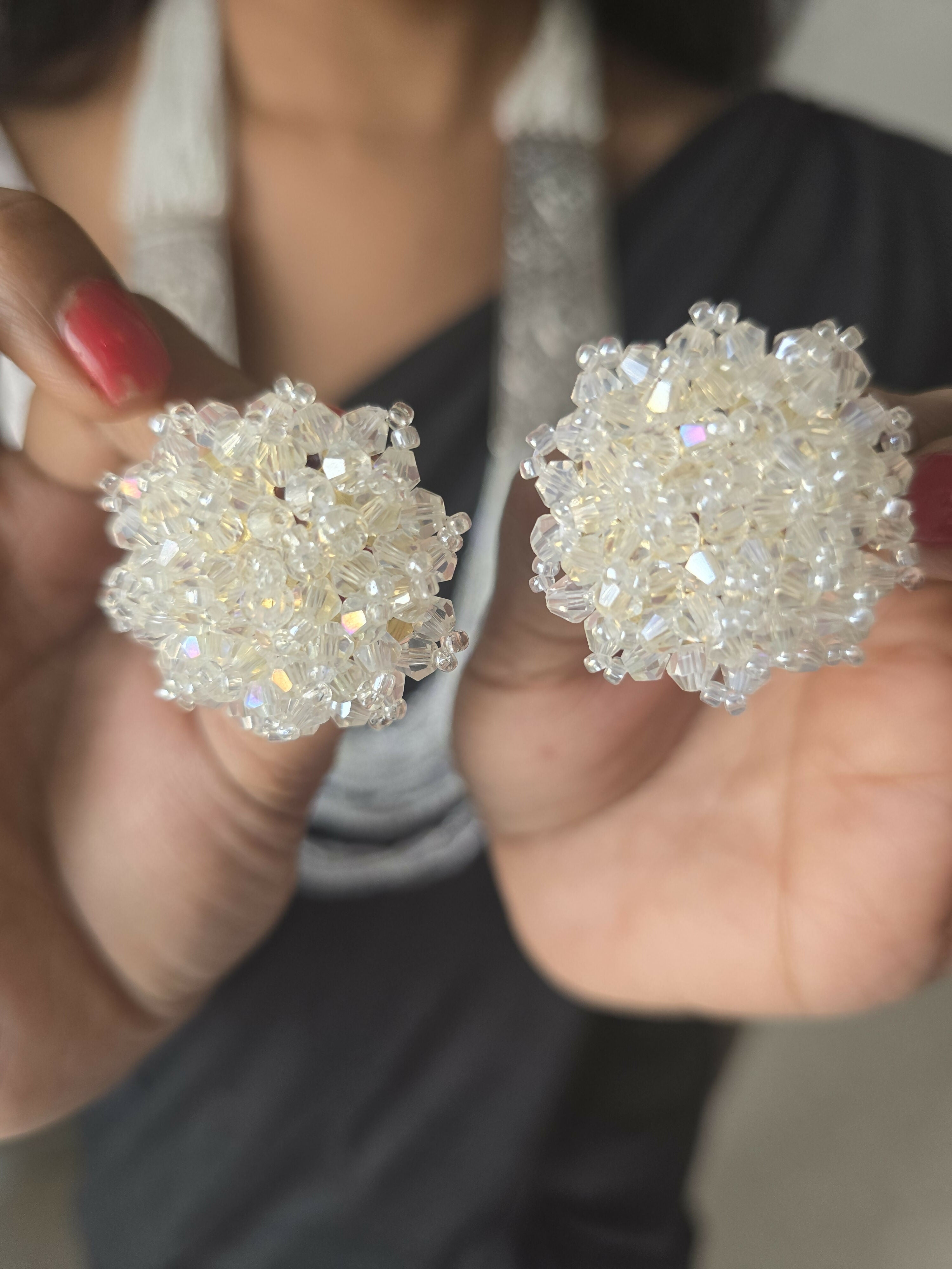 Inhanns Premium Everyday Studs - White | Grocsy