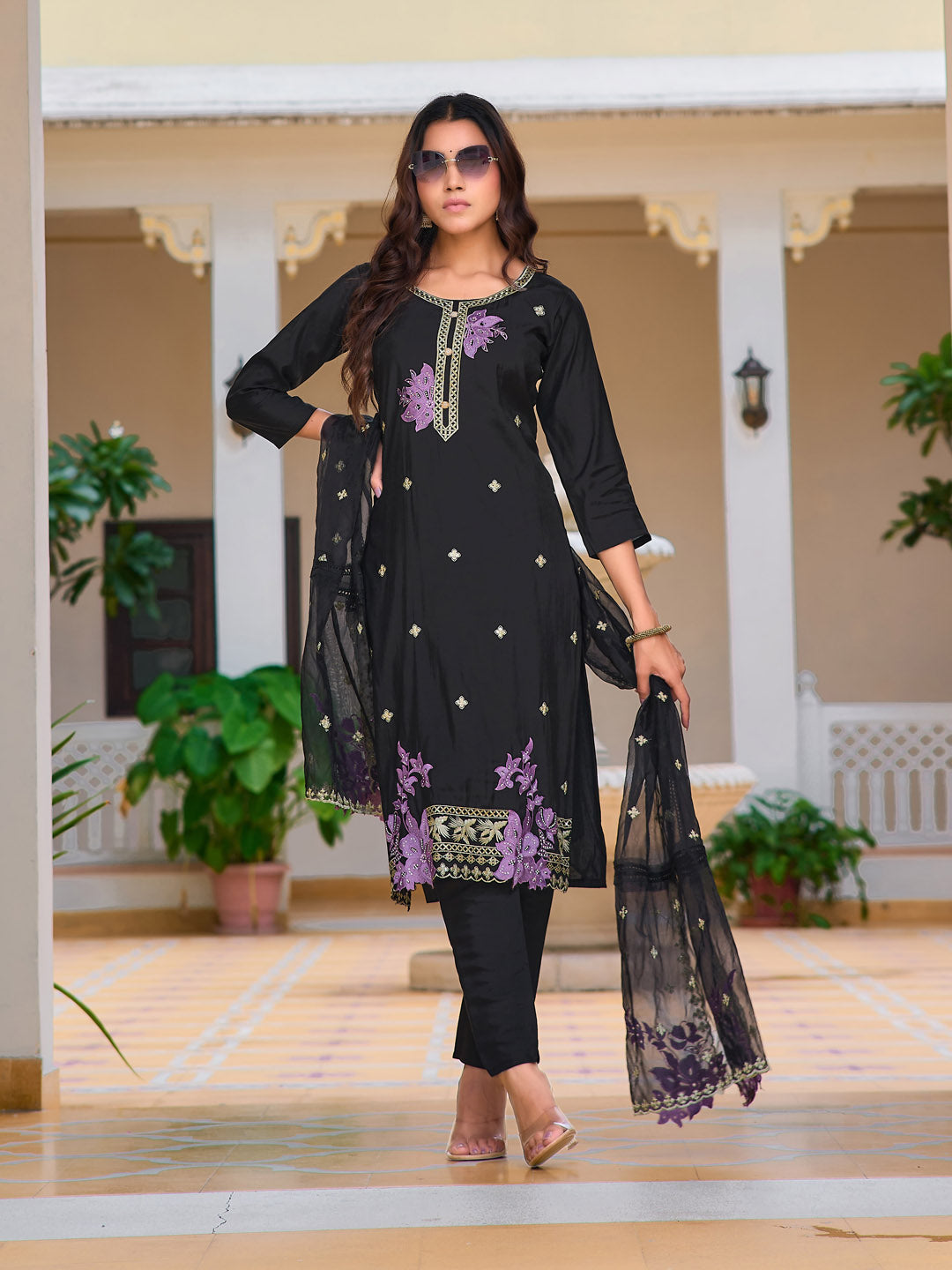 Embroidered Kurta With Pant & Embroidered Organza Dupatta, Black - Hiral Fashion | Grocsy