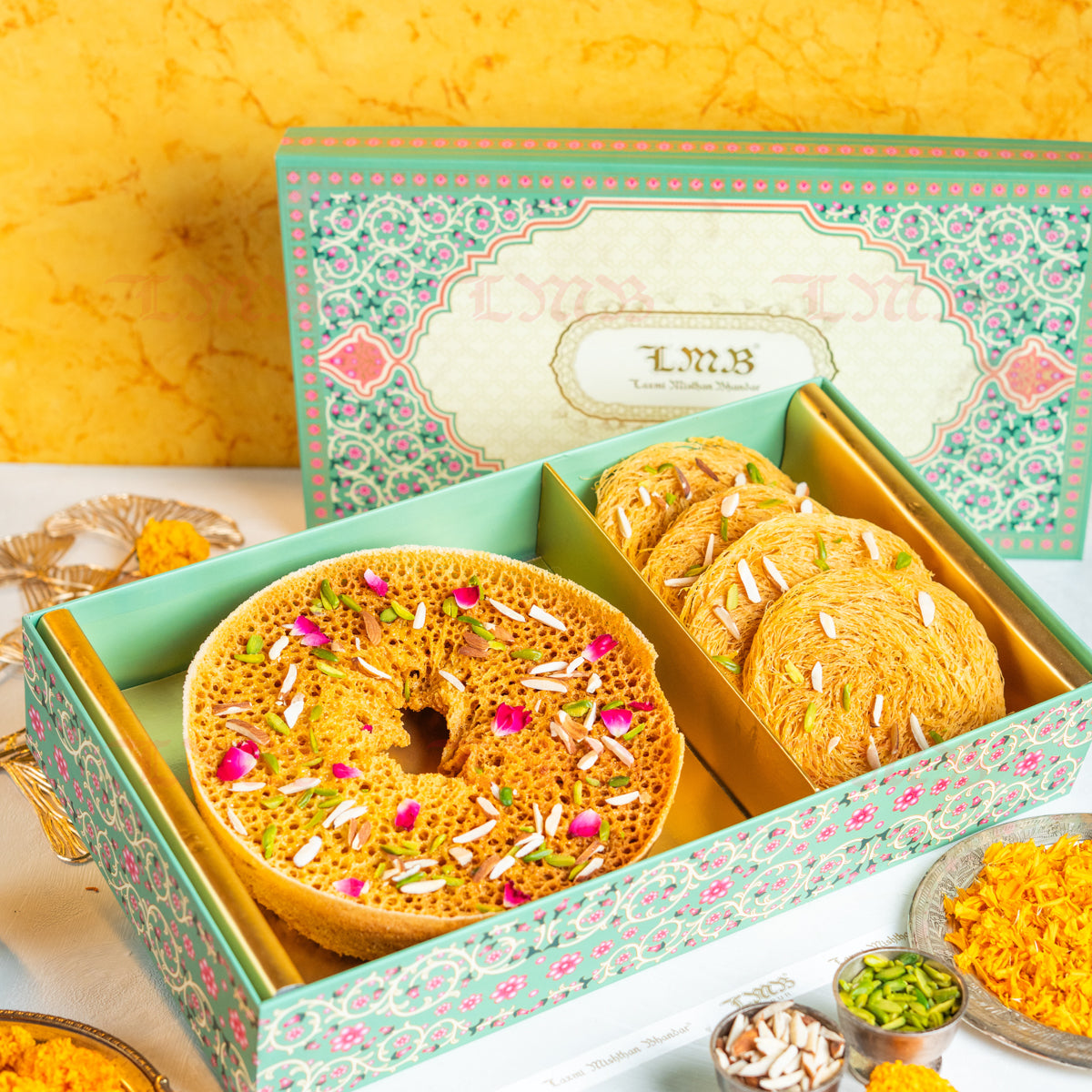 LMB Sweets Ghewar Phinni Combo (JPR) | Grocsy