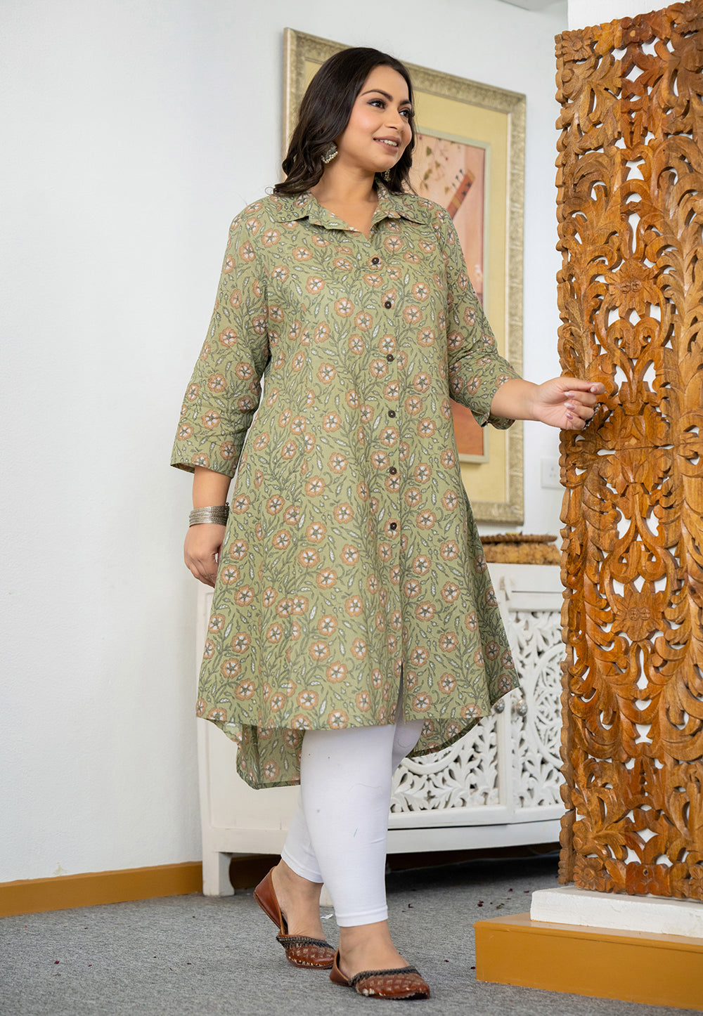 Kaajh Women's Green Floral Printed Plus Size Cotton Kurta | Grocsy