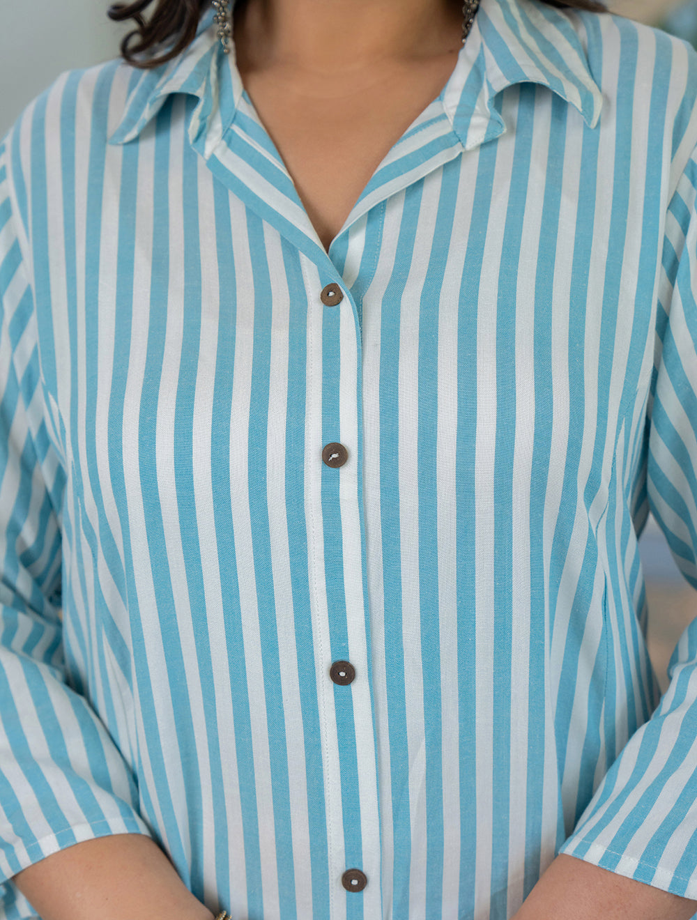 Kaajh Women's White Striped Viscose Rayon Plus Size Kurta | Grocsy
