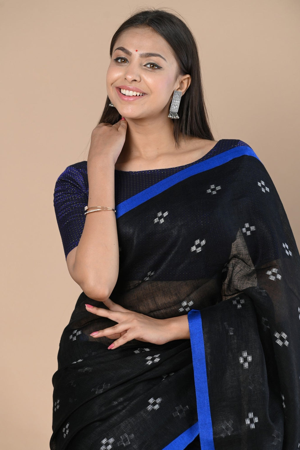 Very Much Indian Pure Linen Saree With Sleek Border and Exclusive Design | Grocsy